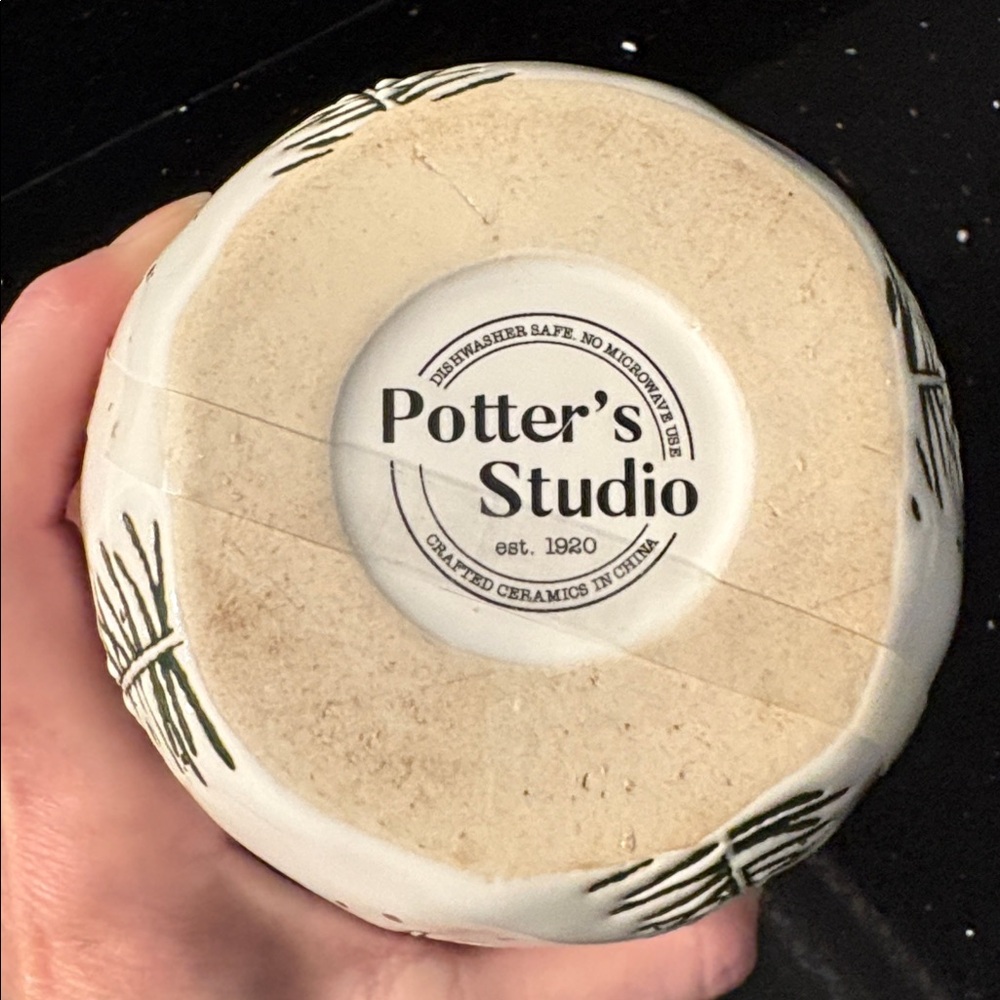 NWT Sugar Bowl Lid Potter’s Studio Ceramic Pine Christmas Tree Gold Snow Winter - Picture 8 of 8